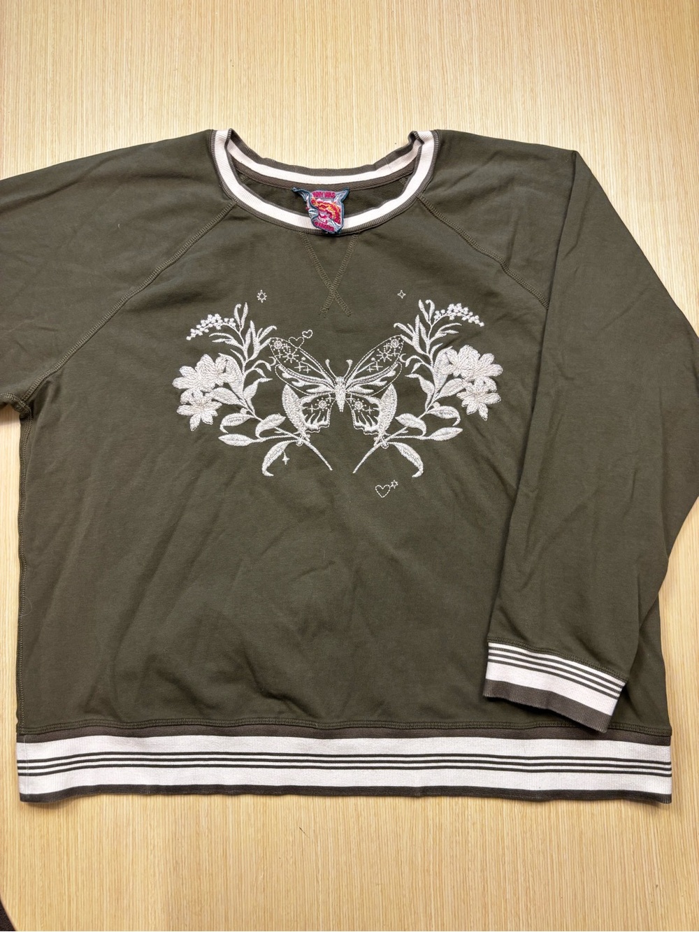 Johnny Was "Bee Active" Olive Green Butterfly Graphic Sweatshirt Sz M